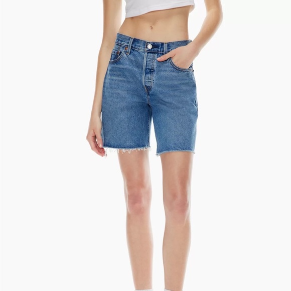 Levi’s '90s 501 Jean Short in Drew Me In Size 23 - Picture 2 of 7